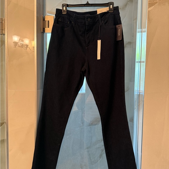 NYDJ size 16 - Picture 2 of 6